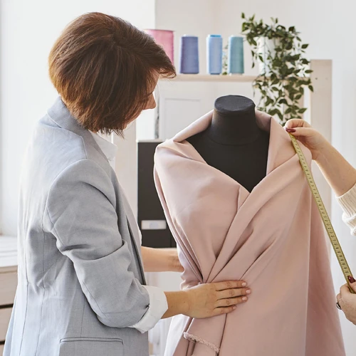  BİZİMLE İLETİŞİME GEÇİN 